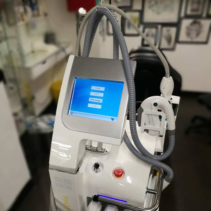 image of laser tattoo removal machine